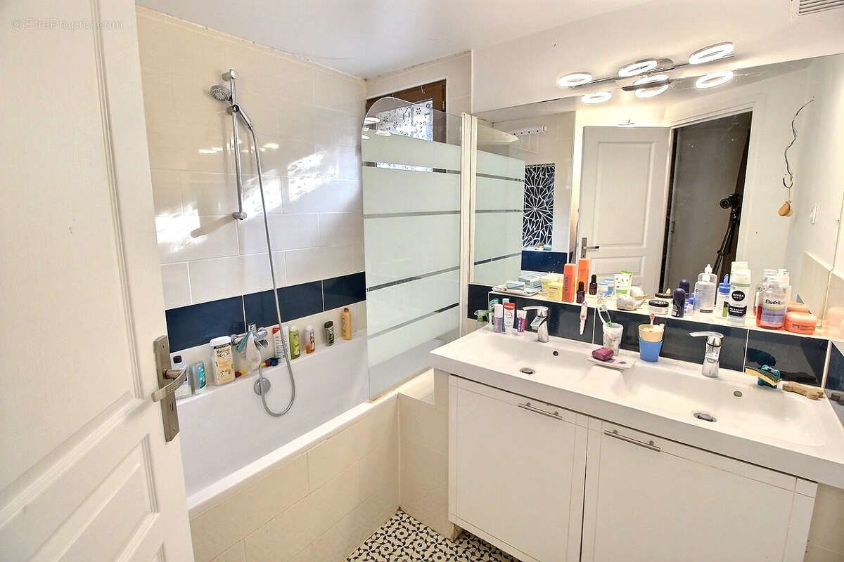 Maison à GENNEVILLIERS