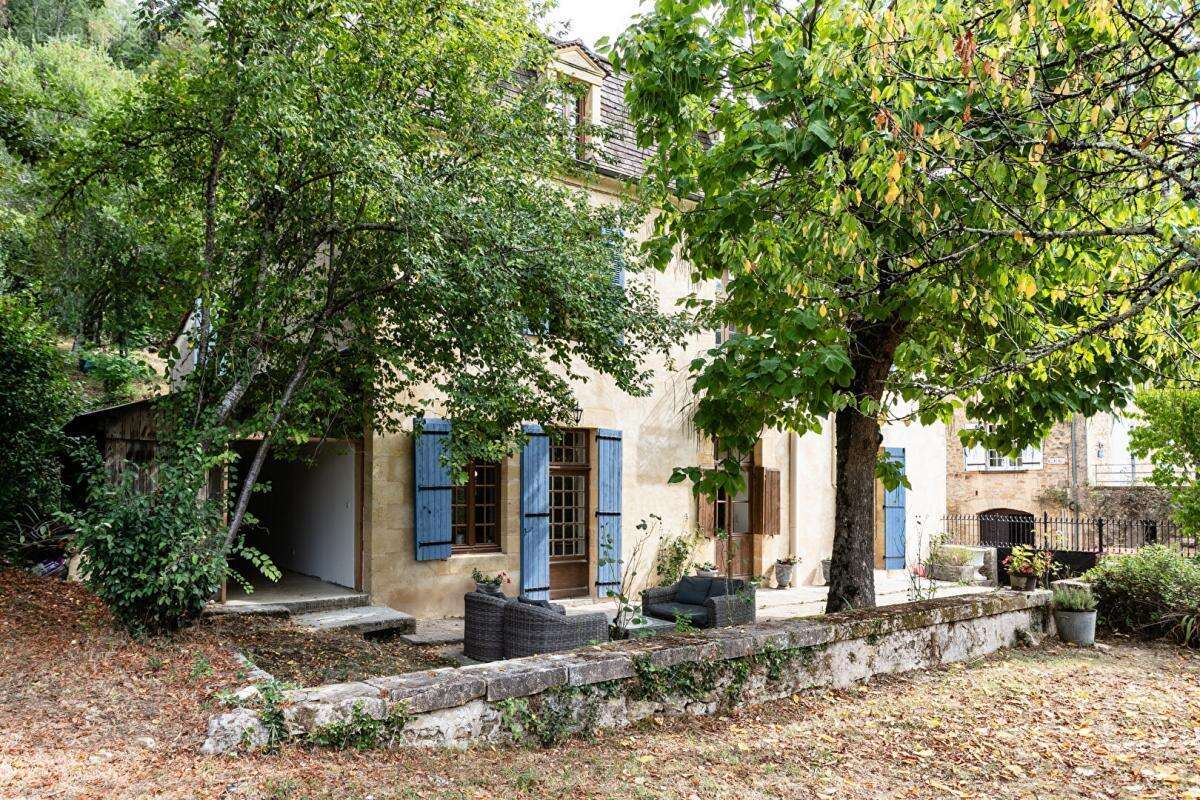 Maison à BEYNAC-ET-CAZENAC