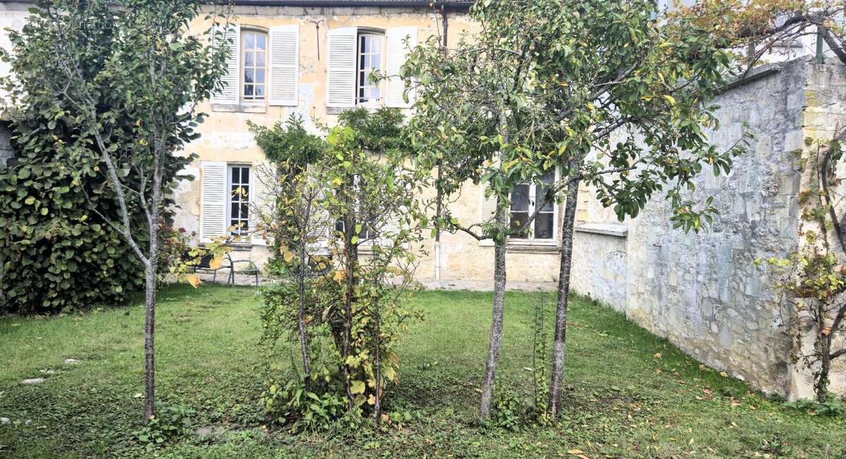 Maison à CREPY-EN-VALOIS