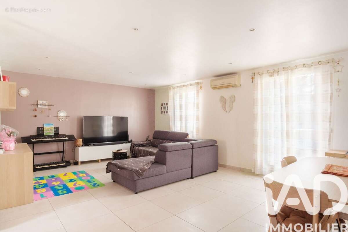 Photo 4 - Maison à CHARMENTRAY