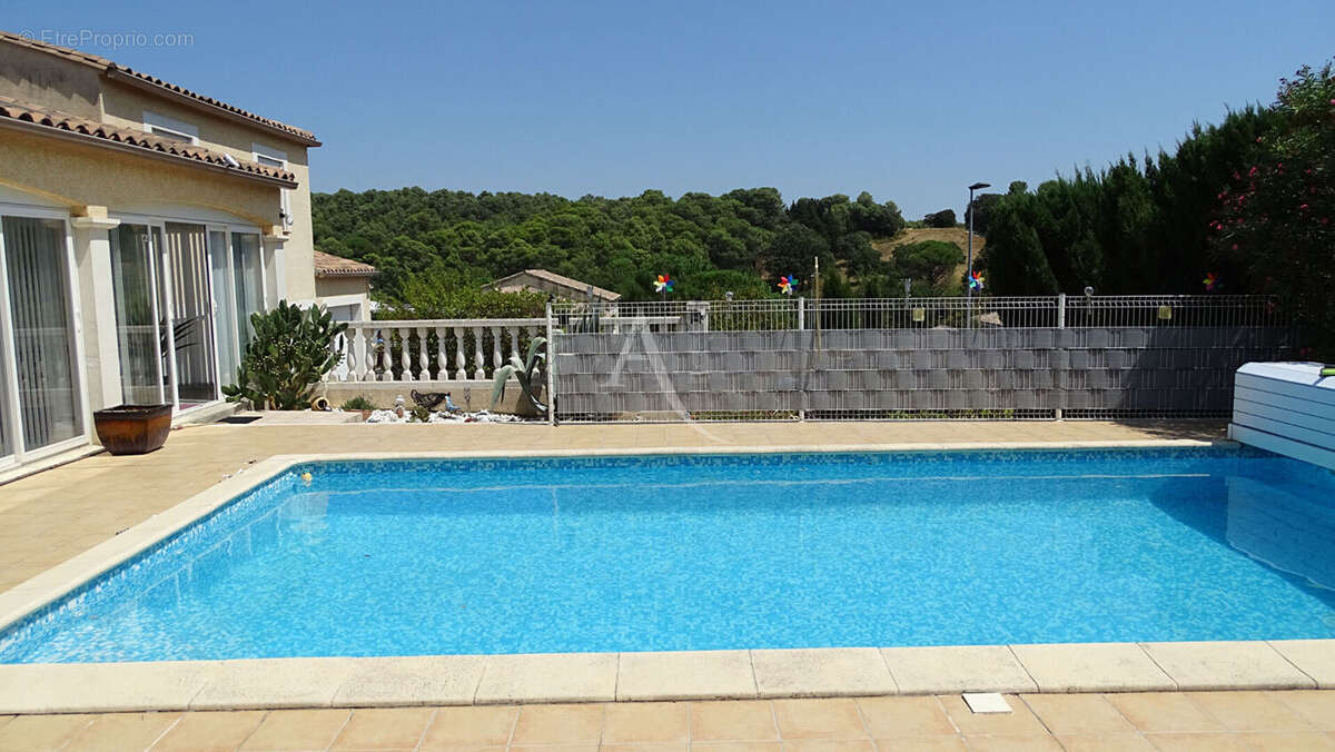Maison Carcassonne avec jardin, piscine, double garage - photo 2