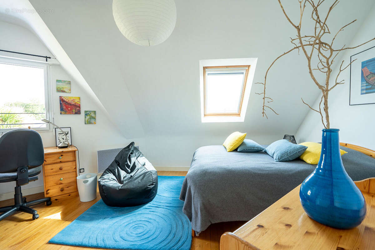 A vendre dans un quartie recherché d'Ergue Gaberic Maison  de 148.21 m² avec 4 chambre 2517 M² de terrain - photo 12