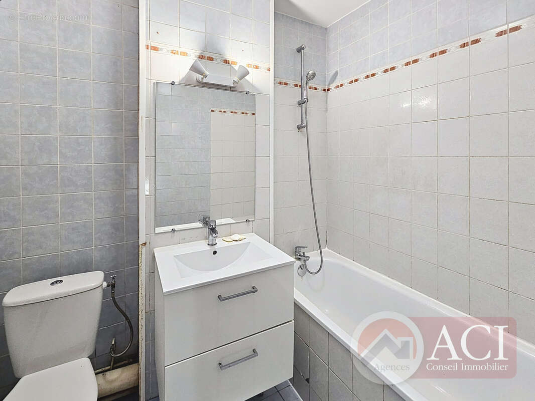 Maison à VILLETANEUSE