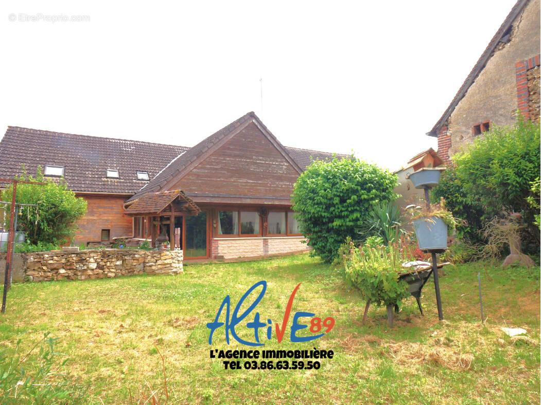 Maison à JOIGNY