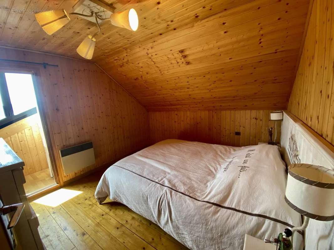 Maison à LES ANGLES