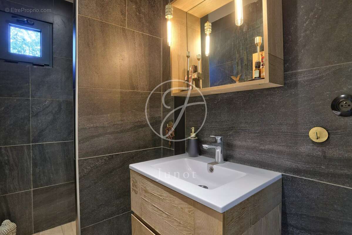 Maison à SAINT-CLOUD