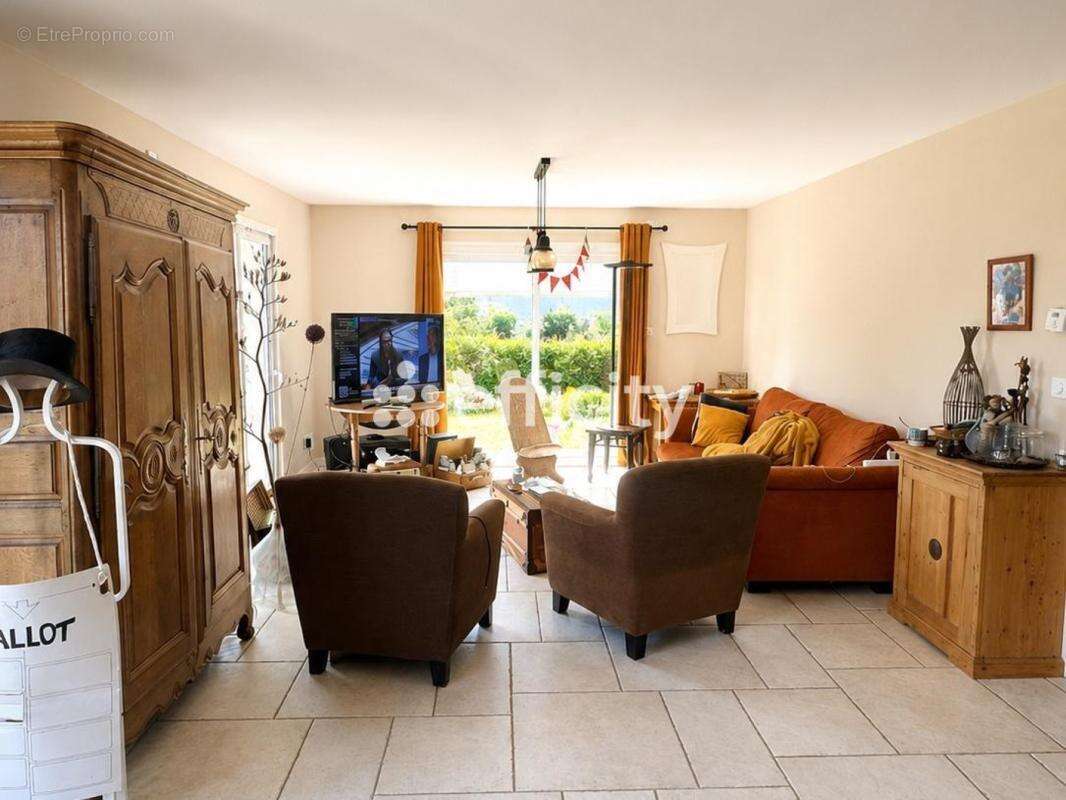 Maison 154 m² à Louye  - photo 10