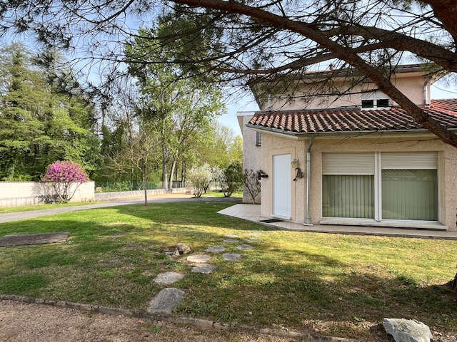 Maison à SAINT-QUENTIN-FALLAVIER