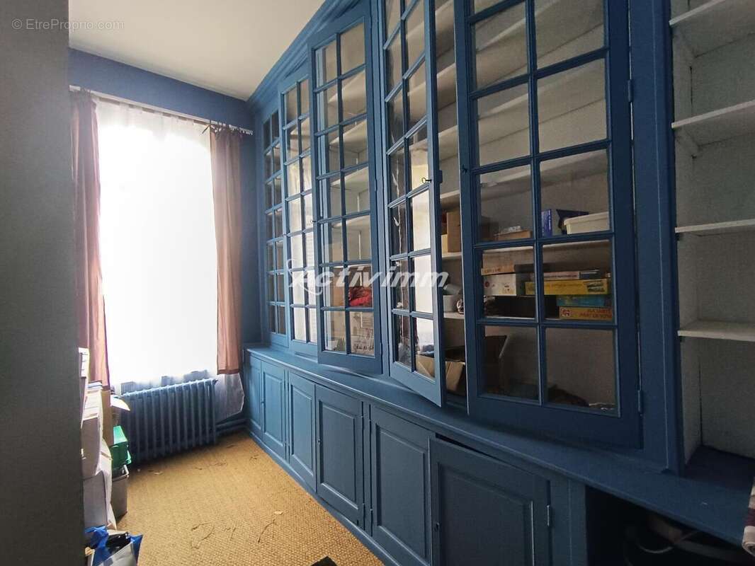 4260 53 - Maison à HESDIN