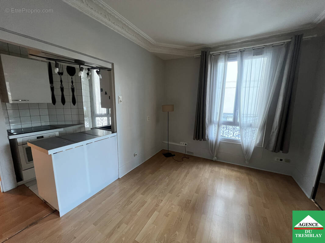 Appartement à SAINT-MAUR-DES-FOSSES