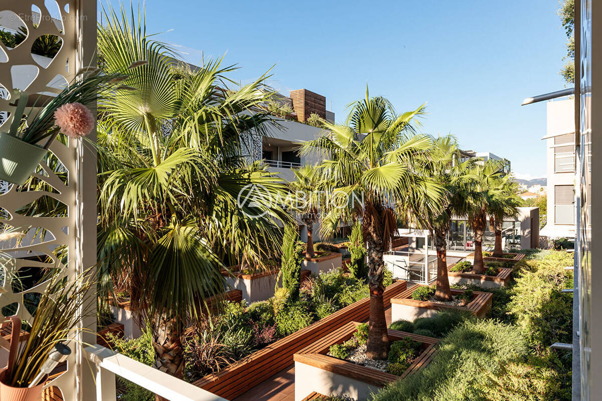 Appartement à FREJUS