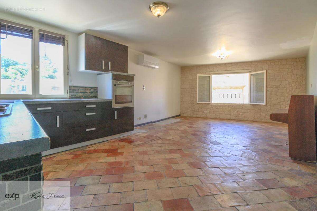 Appartement à ROGNES