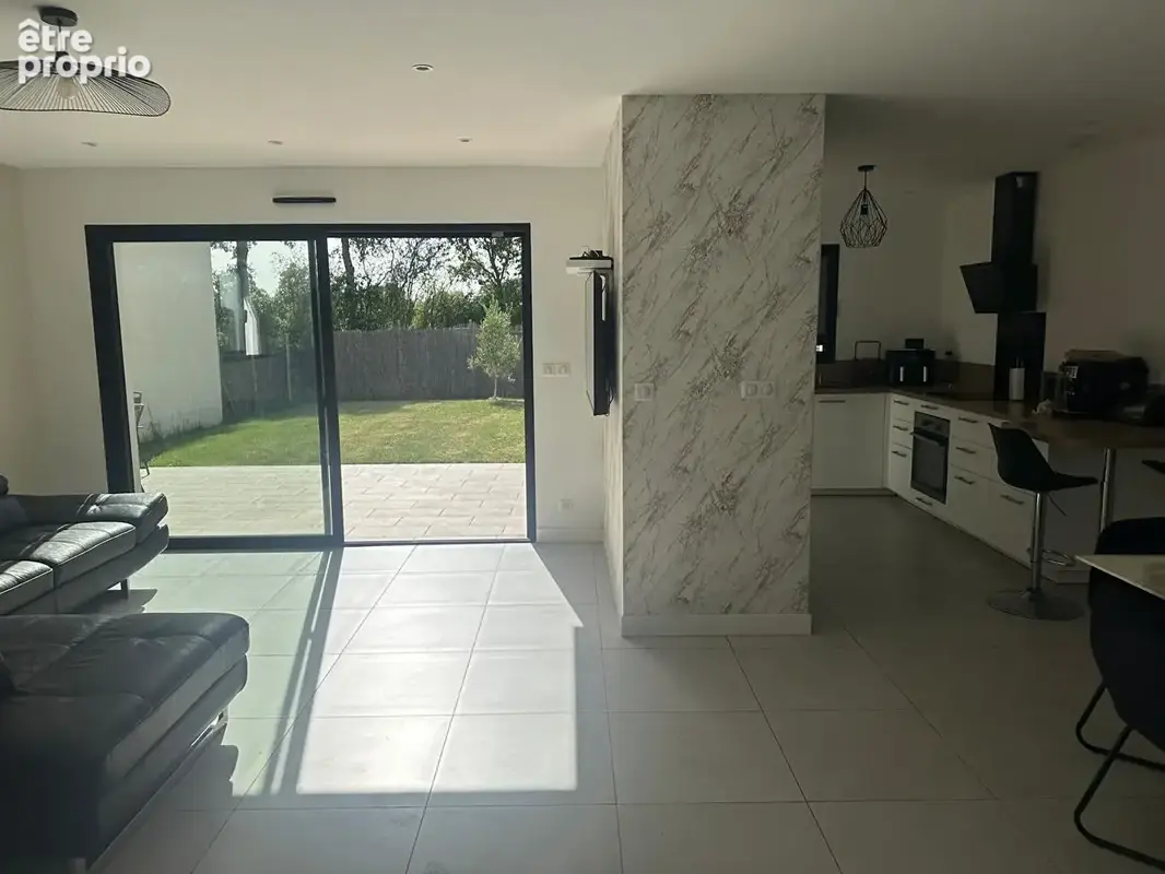 Orgères jolie Maison contemporaine T6 - photo 2