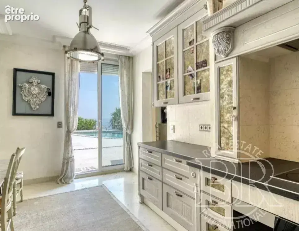 A vendre Beausoleil splendide ville de 7 pièces avec la piscine  vue panoramique mer - photo 12