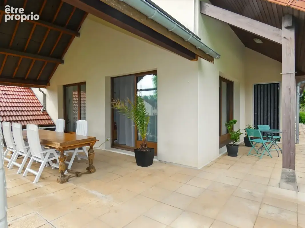 Maison 170 m² à Lons-Le-Saunier  - photo 25