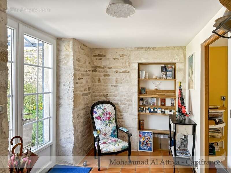 Magnifique propriété familiale avec gîte, studio et piscine à quelques minutes de La Rochelle (17) - photo 3