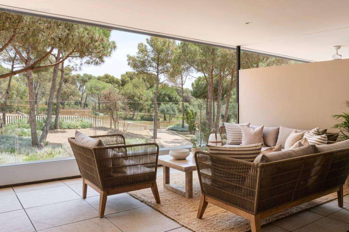 Appartement à LA COURNEUVE