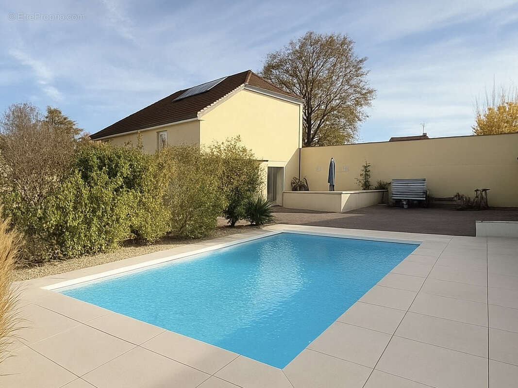 Maison à CRENEY-PRES-TROYES