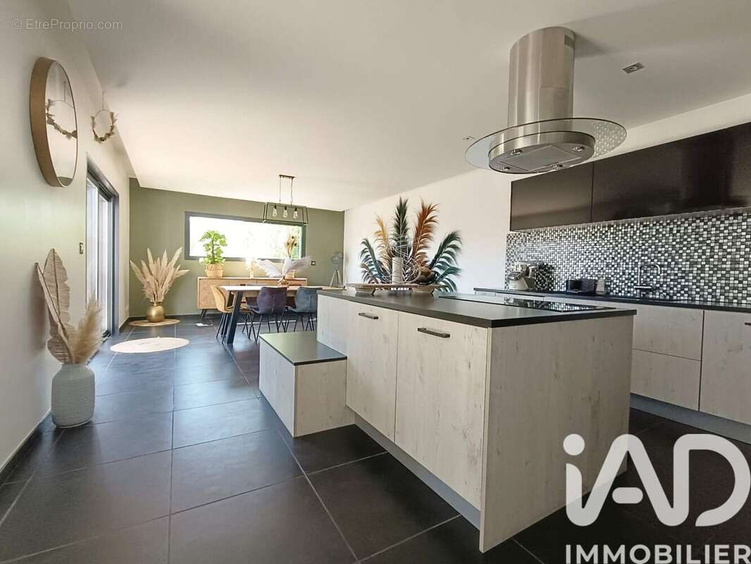 Photo 2 - Maison à SERVIAN