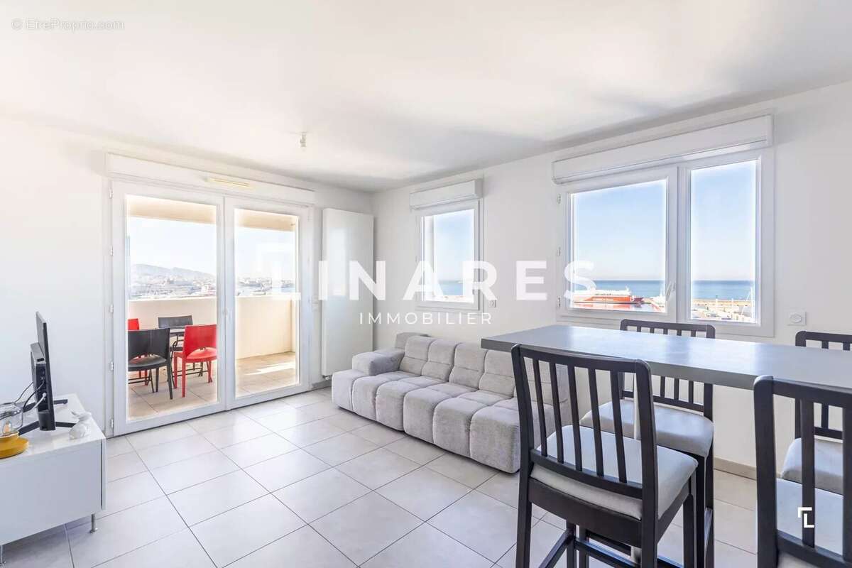 Appartement à MARSEILLE-2E