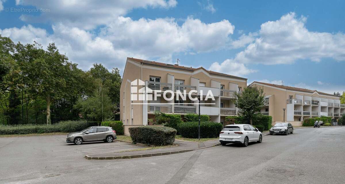 Appartement à SAINT-GERMAIN-LES-CORBEIL