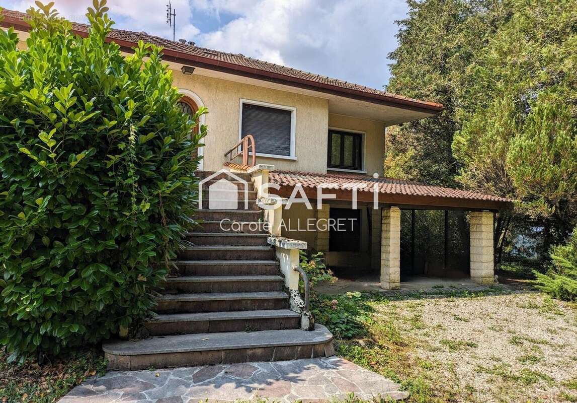 Photo 2 - Maison à AMBERIEU-EN-BUGEY