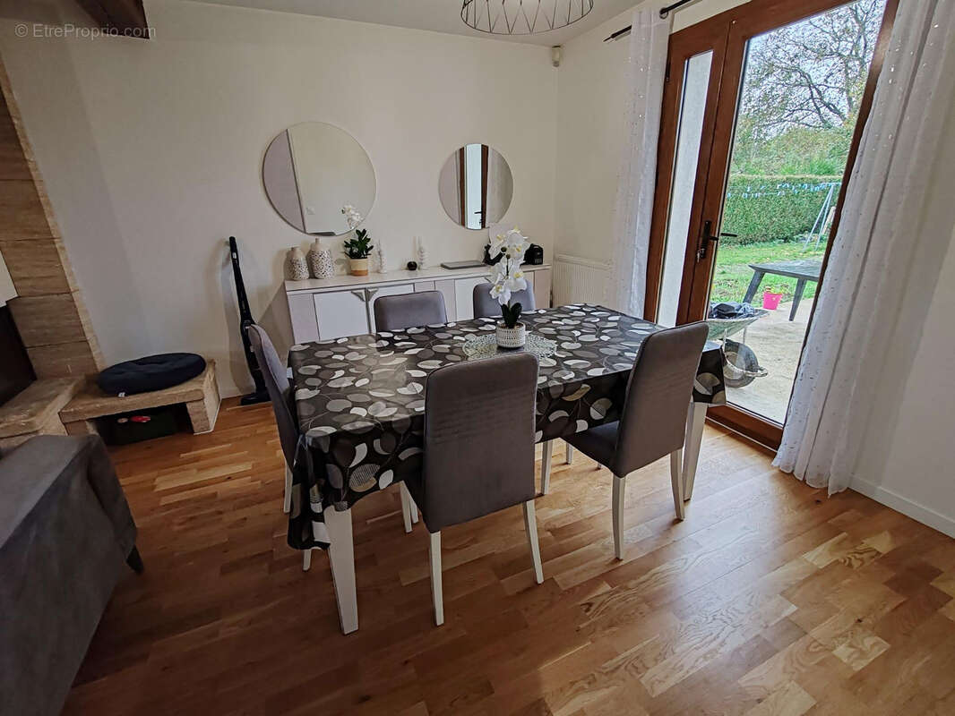 Maison à CREPY-EN-VALOIS