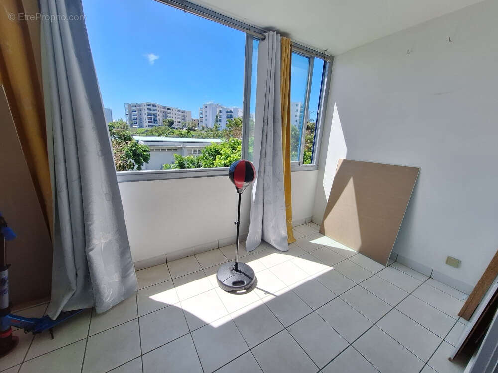 Appartement à SAINTE-MARIE