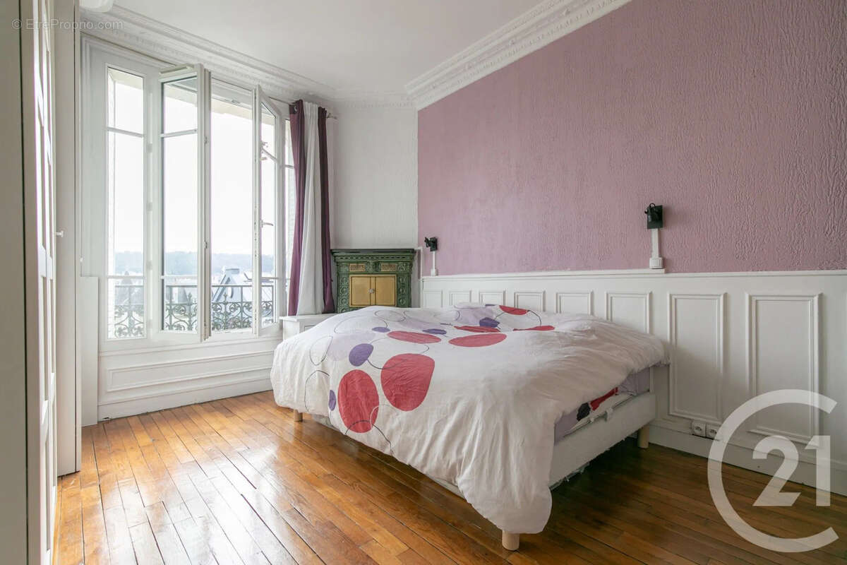 Appartement à SAINT-MAUR-DES-FOSSES