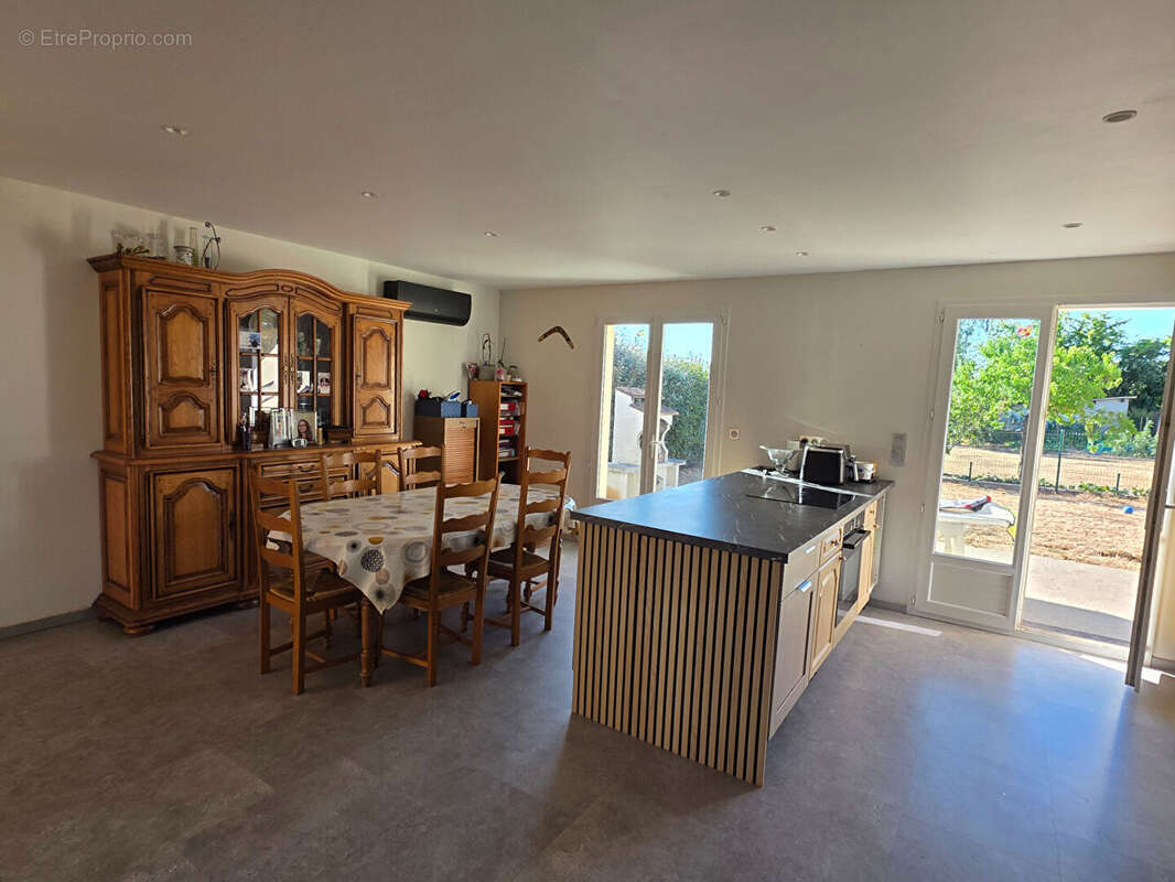 Maison Pitres 4 pièces - photo 2