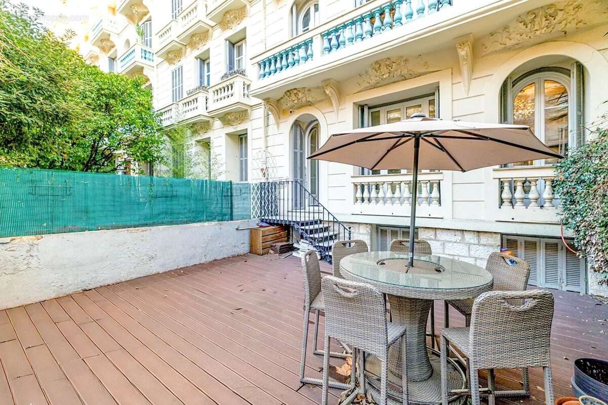 Appartement à NICE