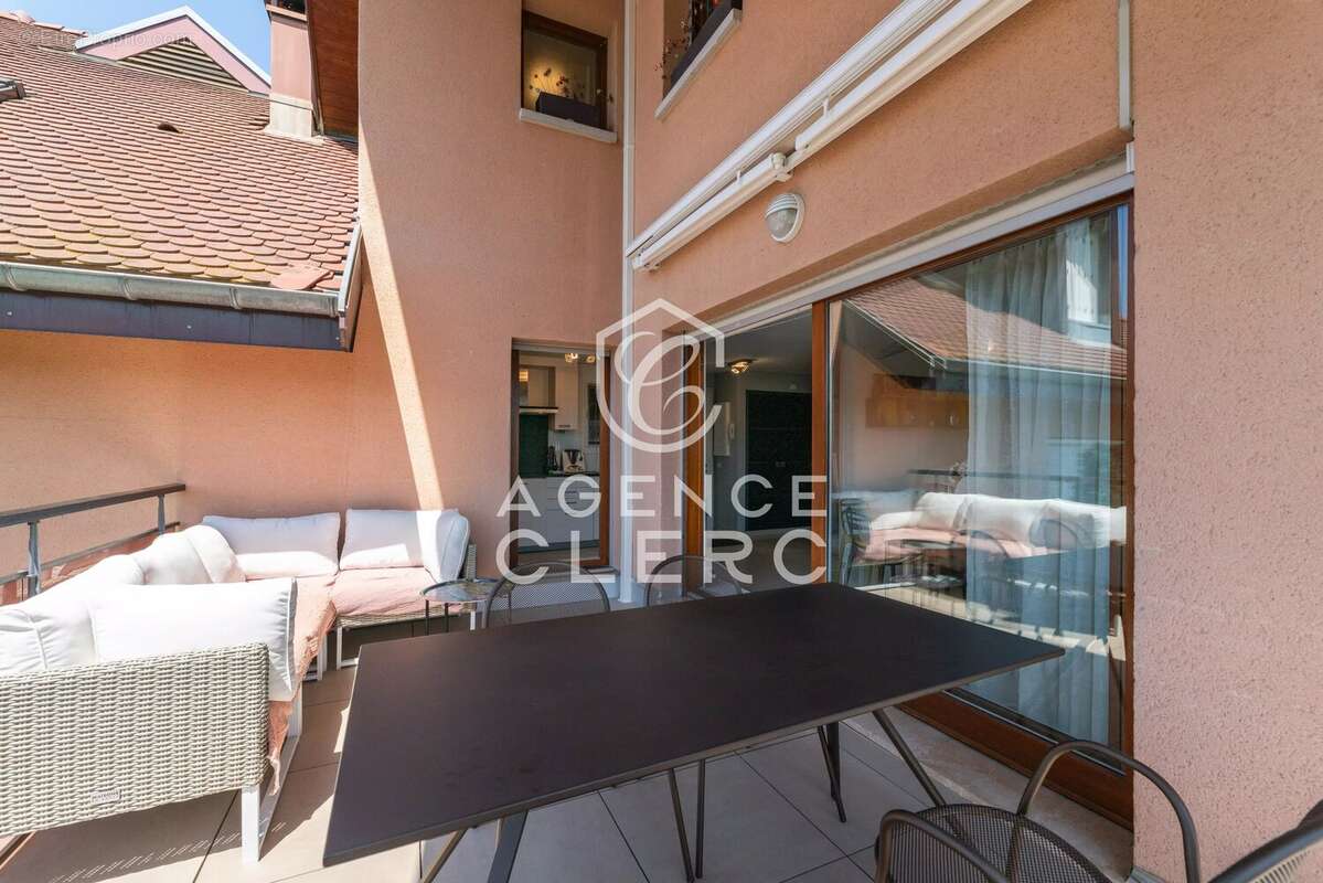 Appartement à VEYRIER-DU-LAC