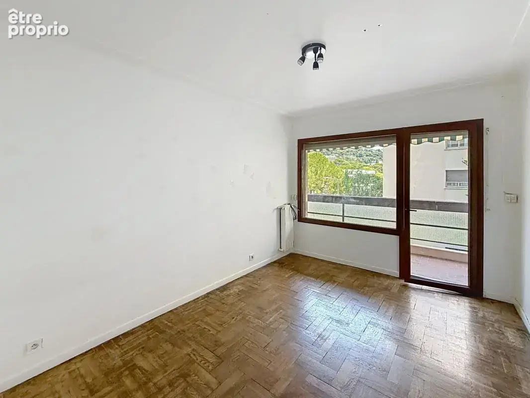 Appartement 95 m² à Le Cannet  - photo 4