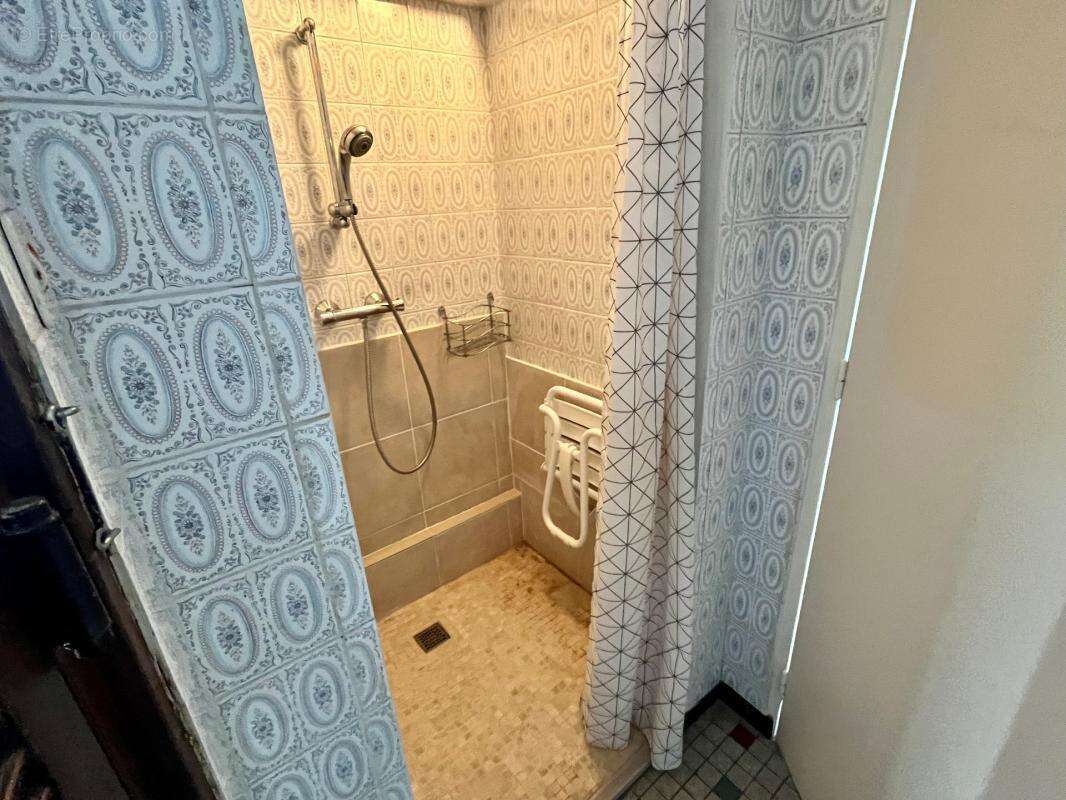 Lucon 85400 au calme et proche toutes commodites agreable maison 4 chambres avec annexe sur 2000m² - photo 17