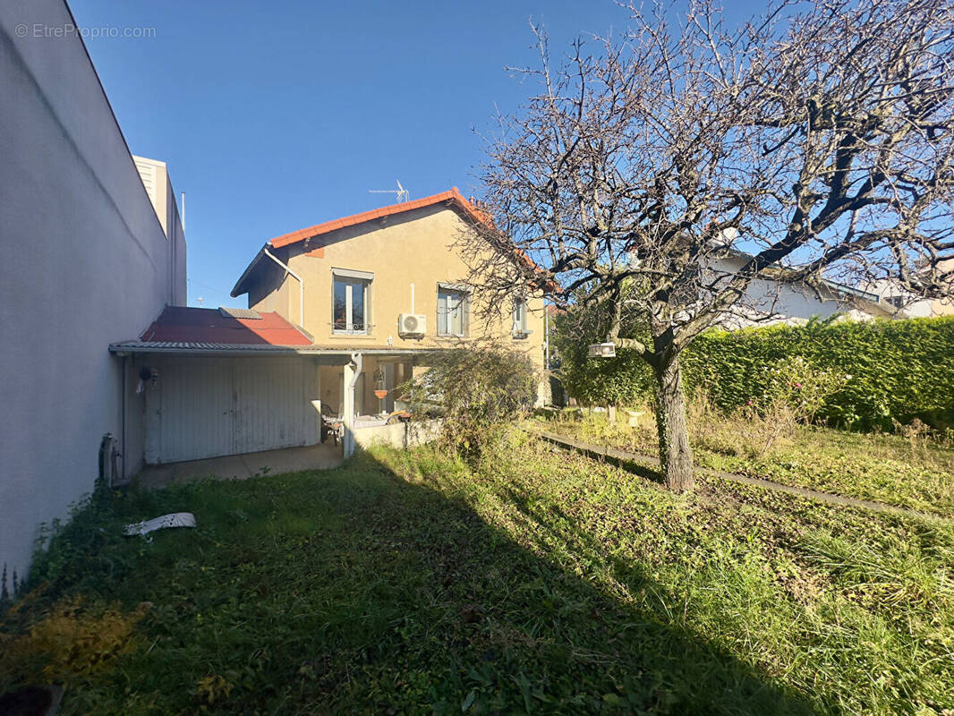 Maison à CLERMONT-FERRAND