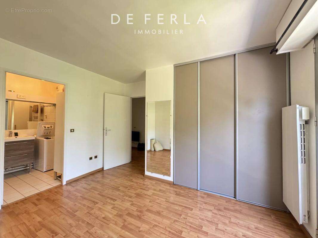 Appartement à MONTROUGE