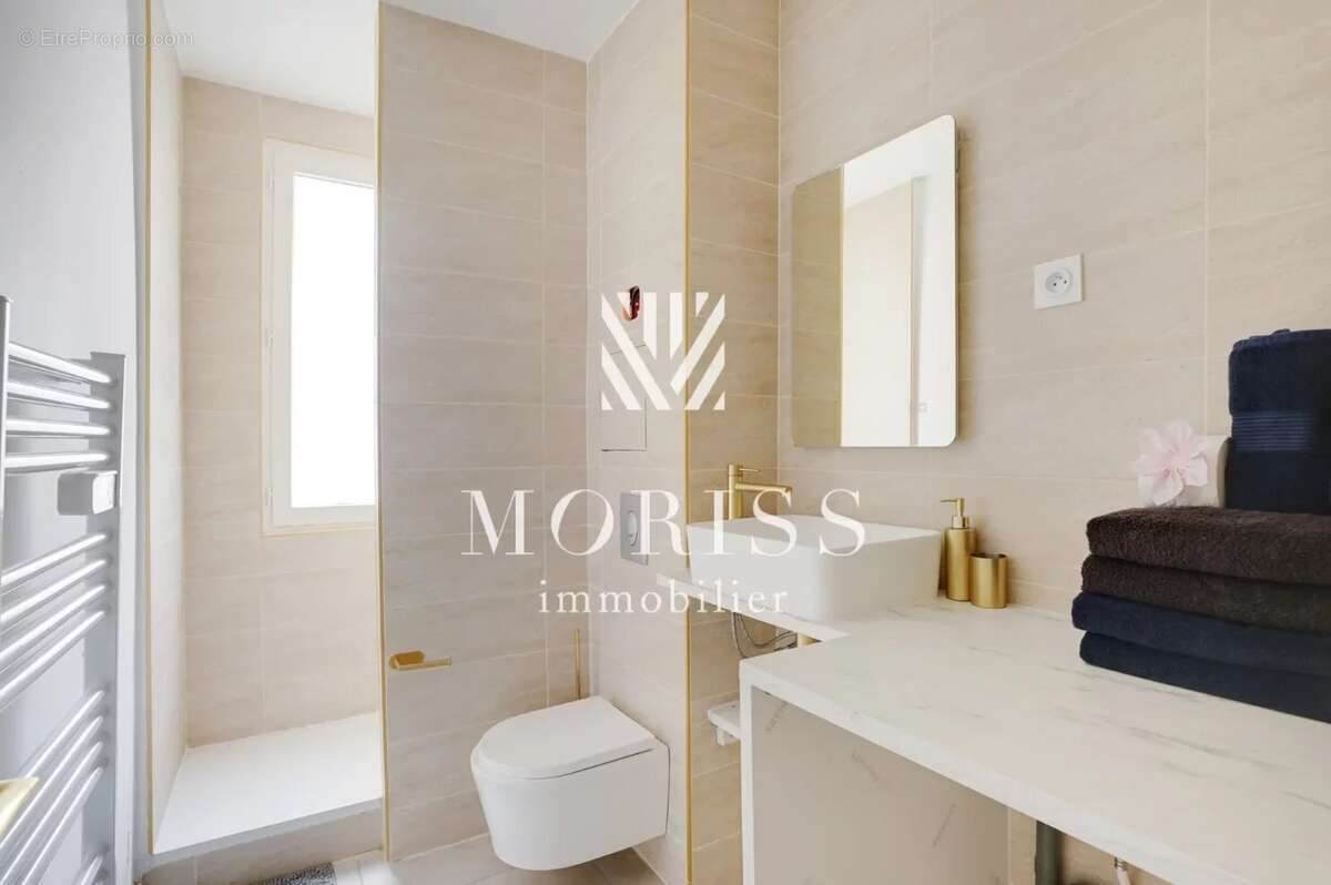 Appartement à PARIS-2E