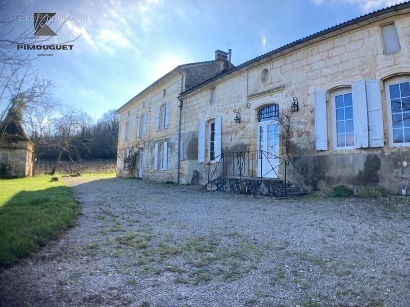 Maison à MOULON