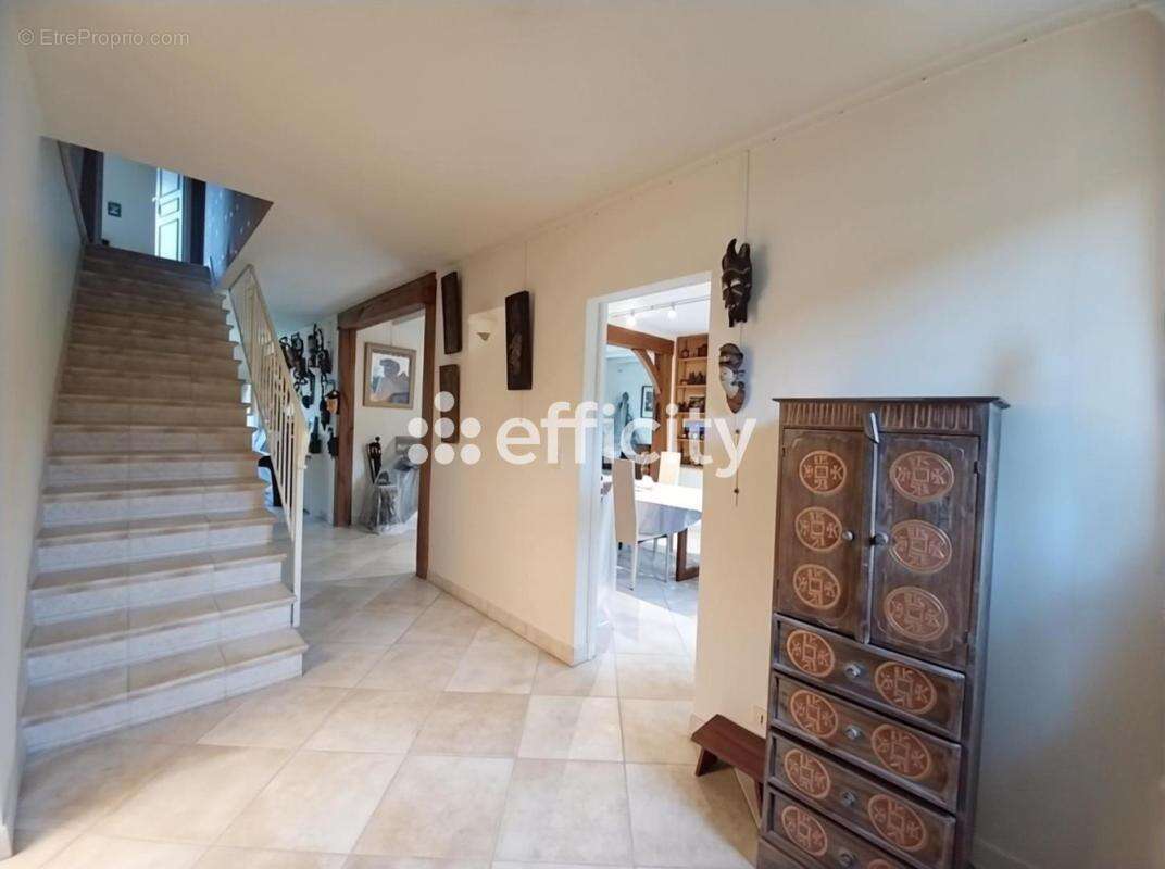 Maison à BAILLEAU-ARMENONVILLE