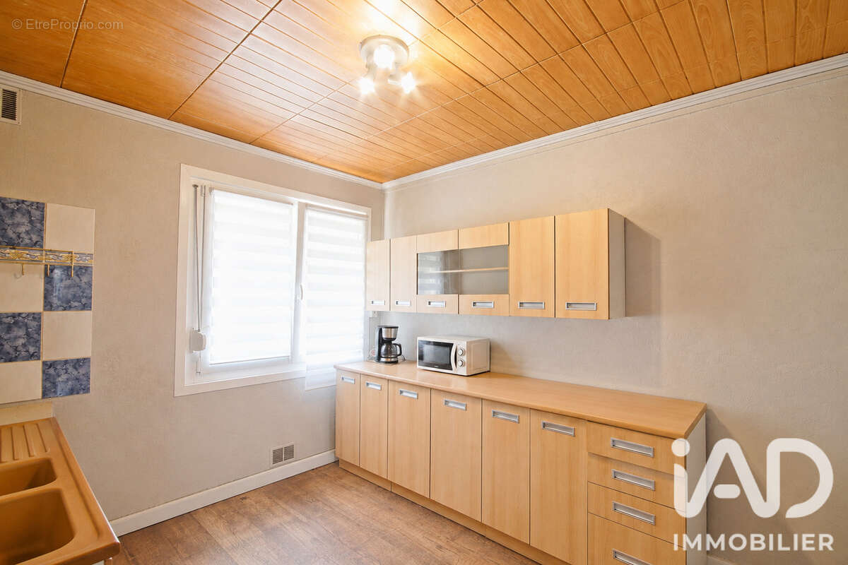 Maison 82 m² à Saint-Nicolas  - photo 6