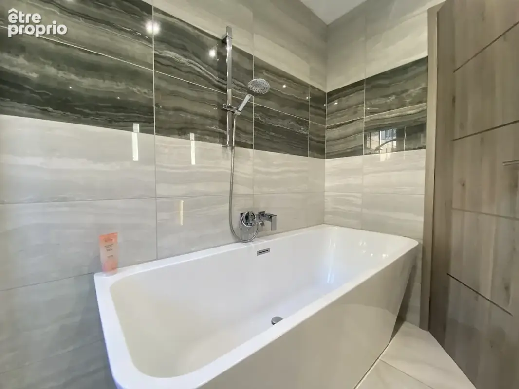 BEAUSOLEIL - Magnifique appartement 2 pièces avec garage limitrophe Monaco - photo 10