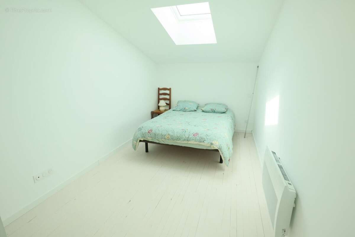 Maison 195 m² à Maire-Levescault  - photo 6