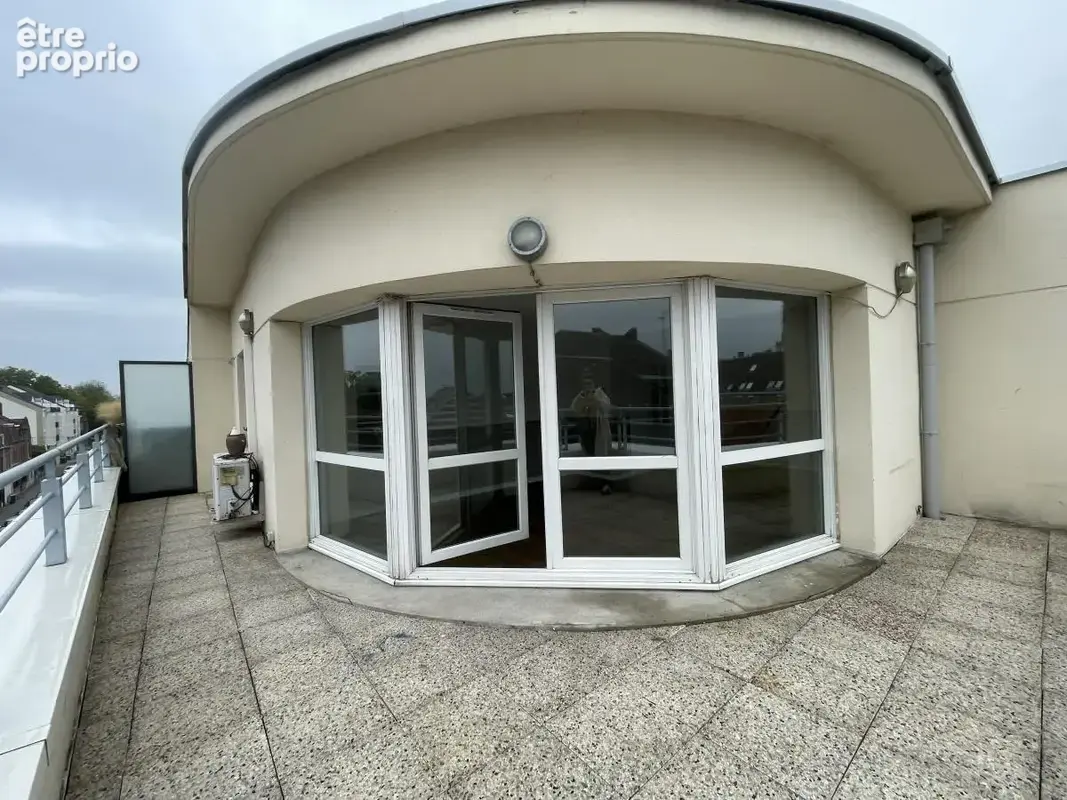 Appartement 3 pièces 82 m² à vendre à Lille (59800) - photo 2