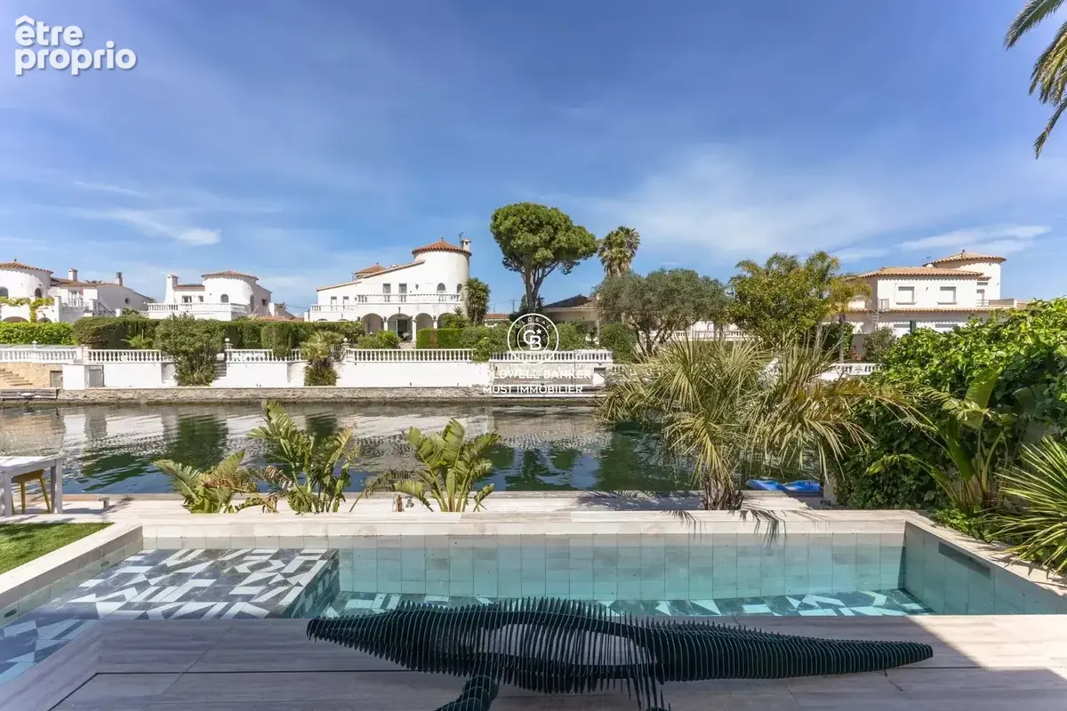 Villa contemporaine avec piscine sur le canal d'empuriabrava - photo 7