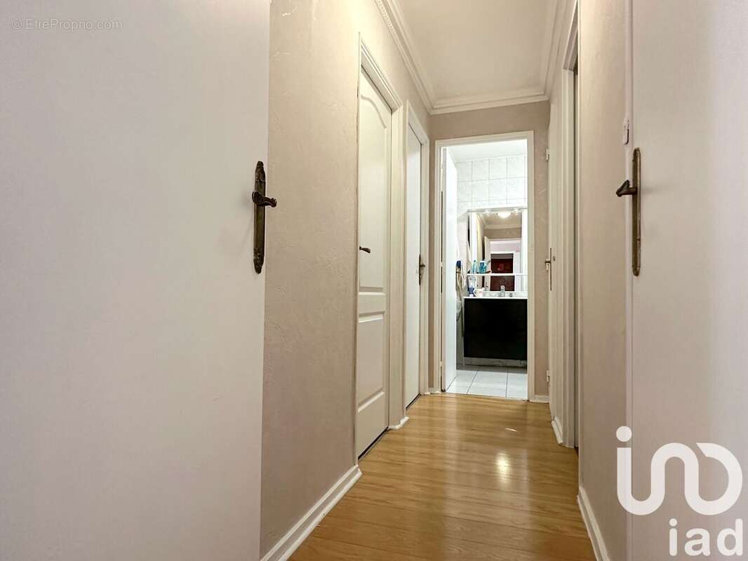 Photo 9 - Appartement à PARIS-19E