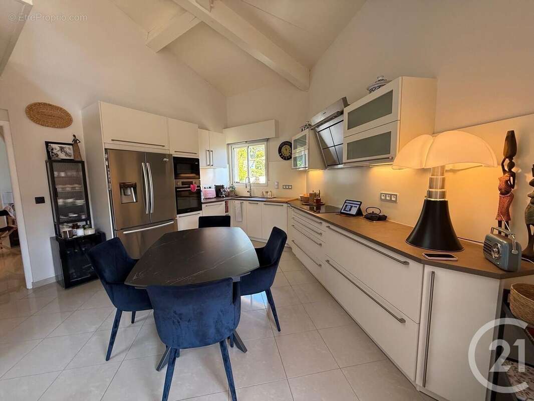 Appartement à ROQUEBRUNE-CAP-MARTIN