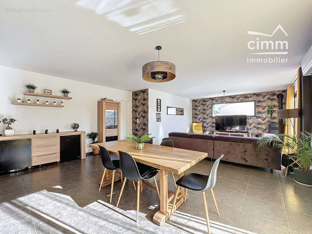 Maison 128 m² à Mazan  - photo 3