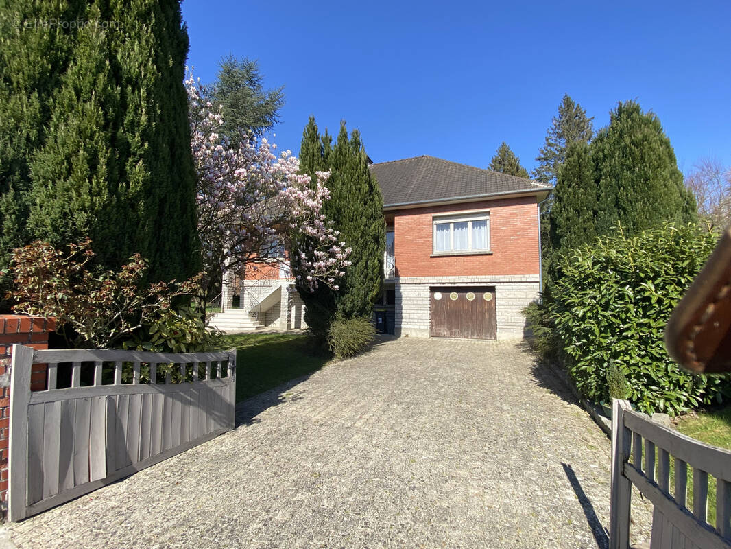 Maison à FONCQUEVILLERS