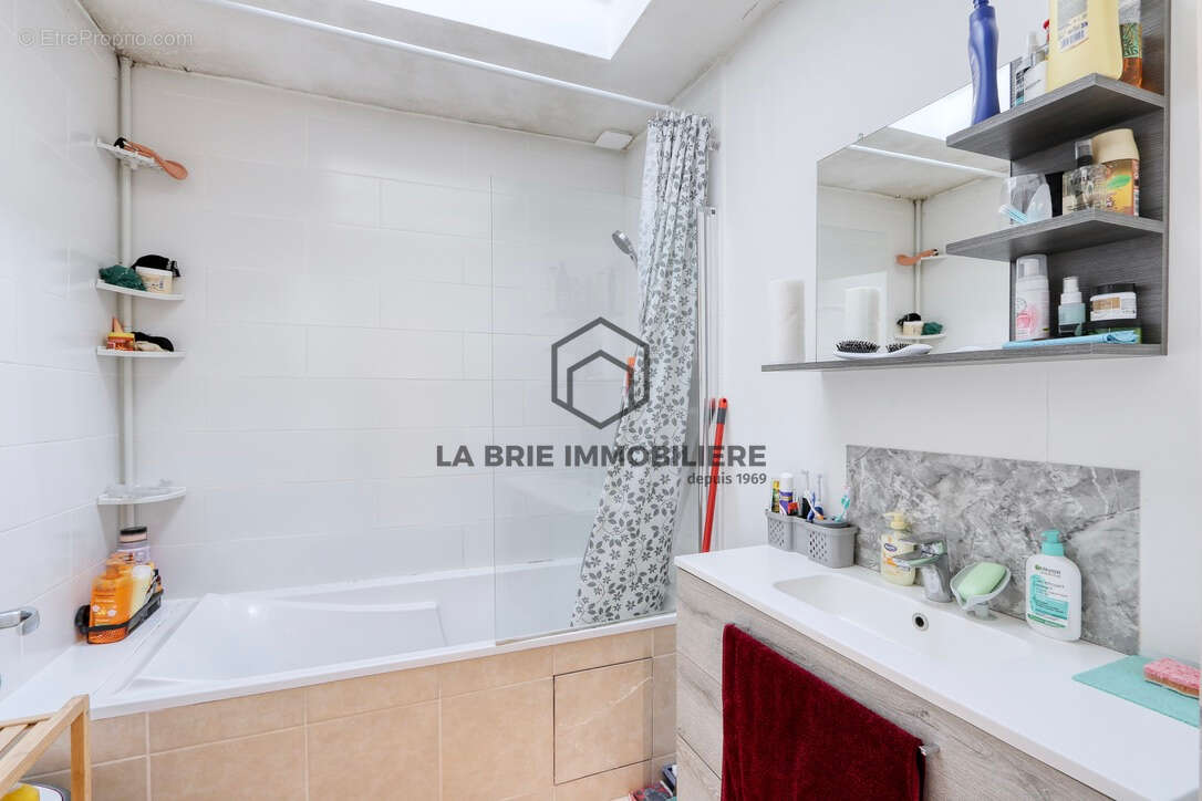 Maison à VILLECRESNES