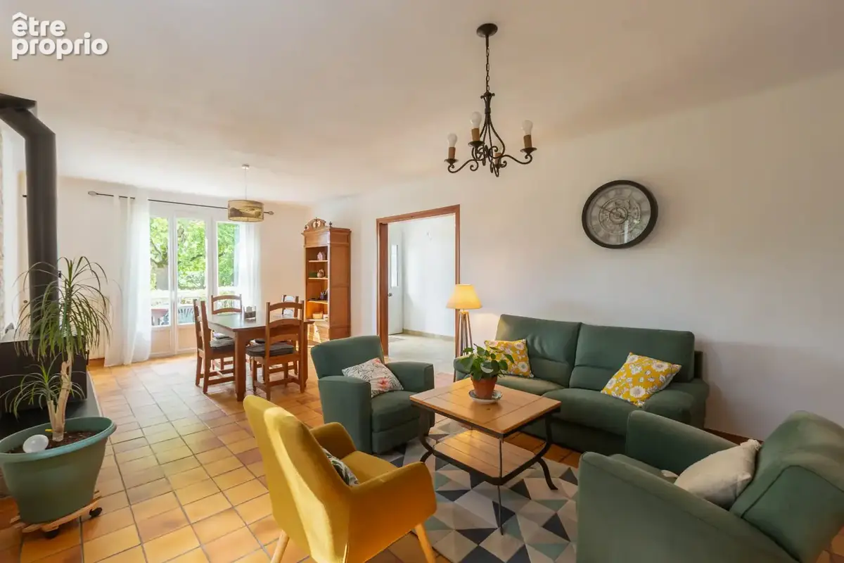 Belle propriété rénovée sur 2000m² de terrain - bourg de chatelaudren-plouagat - photo 4